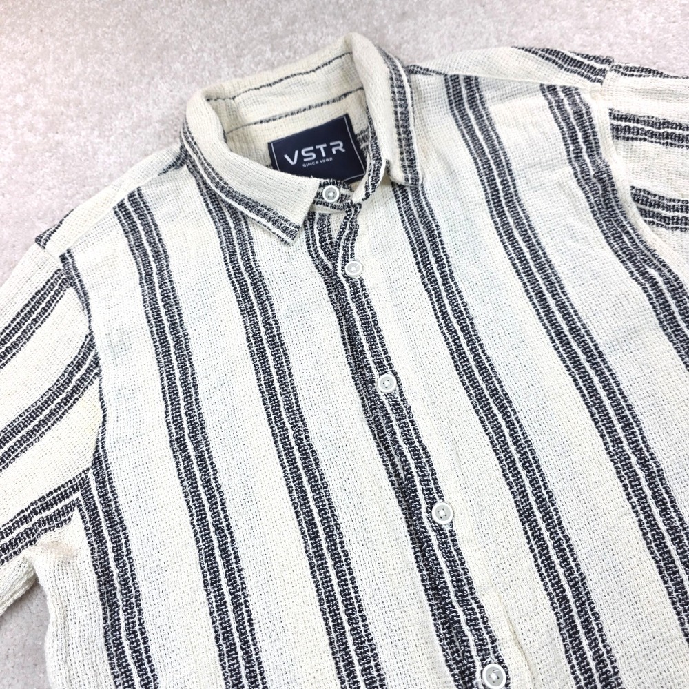 VSTR Shirt Mens M White Black Striped Cotton Short Sleeve Classic Button-Up